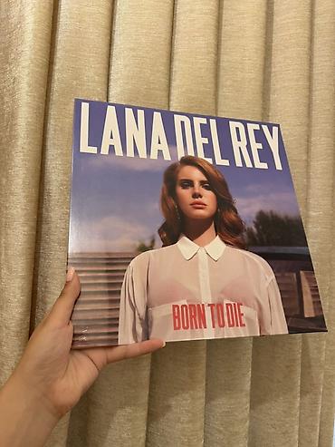 dream fest: Lana Del Rey – “Born To Die” vinil plağı - Format: 12" vinil LP - — 1