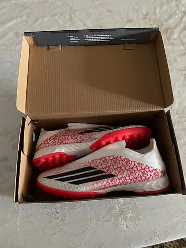 Бутсы: ⚽ Продаю футбольные бутсы Adidas 📏 Размер: 41 🎨 Цвет: белый с красным — 3