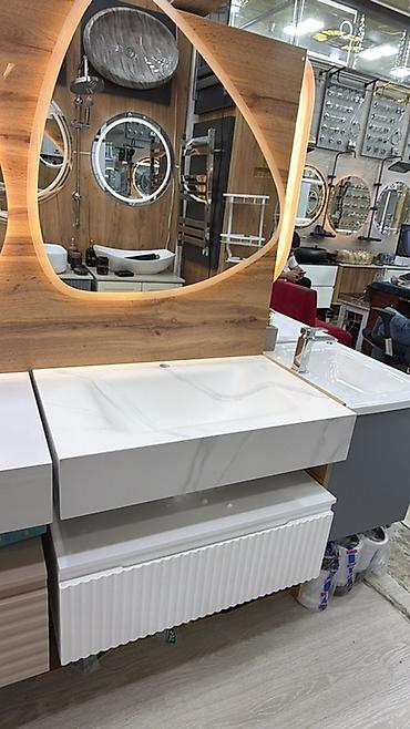 hamam dizaynlari: Hamam otağı üçün müasir lavabo və dolab komplektləri təqdim olunur — 3