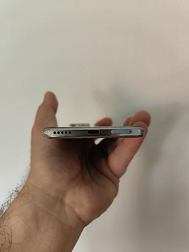daljinski fox: Honor 70 dual sim sim free sa 8/1256 gb memorije. Dobro očuvan i — 4
