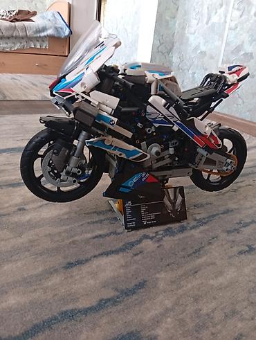 Игрушки: Срочно продаю Лего спортбайк БМВ и Дукати все детали подвижные, куль — 6