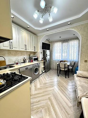 binə savxozda ev: Bakı, Həzi Aslanov qəs., 2 otaqlı, Köhnə tikili, m. Həzi Aslanov, 65 kv. m — 1