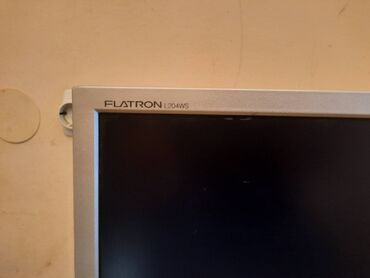 Monitori: LCD LG monitor za desktop racunar, kompjuter.
Ispravan.
Bez kablova — 11