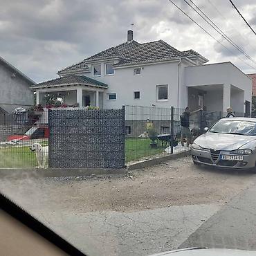 Kuće na prodaju: Prodajem kucu u najlepsem delu Surcina odv350kv na 5 ari placa. Kuca — 16