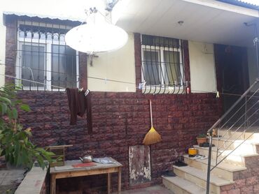 Продажа домов: Поселок Бинагади 3 комнаты, 90 м², Средний ремонт
