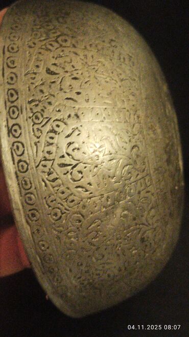 Əntiq qablar: Məhsul: Əl işli mis/naqişli qablar dəsti (3 ədəd) Təsvir: - Şərq — 8