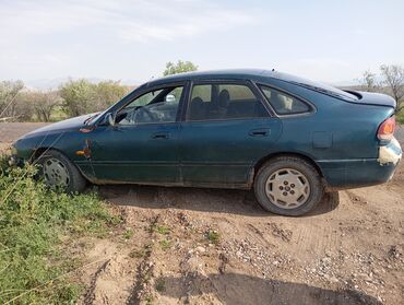 Mazda: Mazda 626: 2000 г., 0.5 л, Механика, Бензин, Минивэн