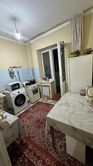Батирлерди сатуу: Срочно продаю 1 комнатную кв квартал коврашиков 15 хороший ремонт — 3