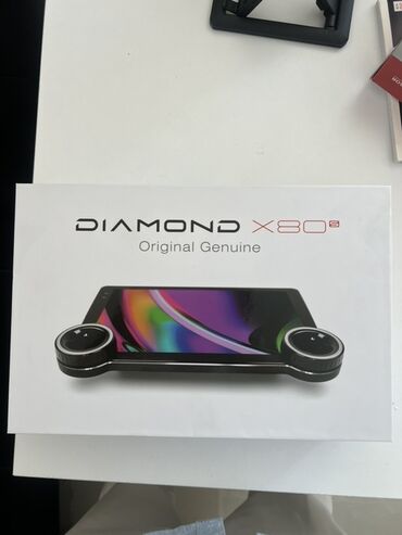 Maqnitofonlar: Diamond X80s brendindən olan bu multimedia cihazı avtomobillər üçün