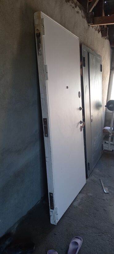 Двери для домов и квартир: Продаю металлические бронированые двери (входные) — 7