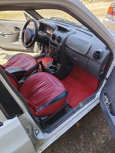 Digər avtomobillər: Model: Sedan, ağ rəng, 4 qapı Görünüş: Probeq 250.000 REAL ŞƏXSLƏRƏ — 5