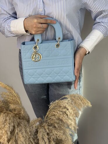 косметичка сумка: Сумка Christian Dior, модель в стиле Lady Dior, пастельно-голубого