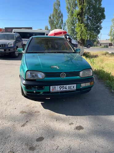 Volkswagen: Volkswagen Golf: 1992 г., 1.8 л, Механика, Бензин, Хэтчбэк