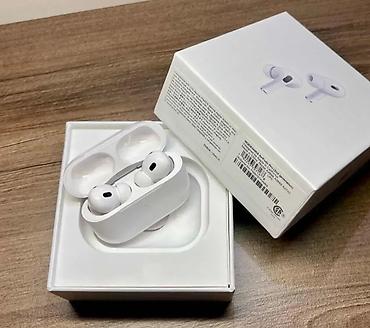 cat mbc 300: **Apple AirPods Pro (2nd generation) sa MagSafe kućištem** Bežične — 2