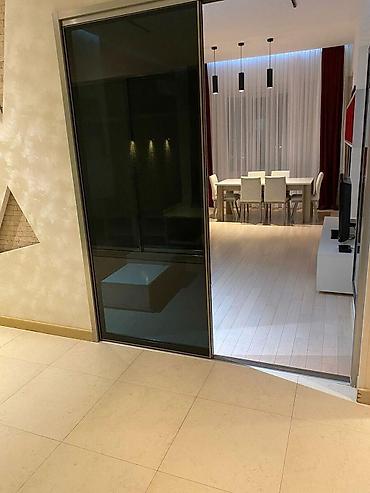 gence evlerin satisi: İcarəyə verilir 3 otaqlı yeni tikili 206 m², Nizami m. Kateqoriya — 3