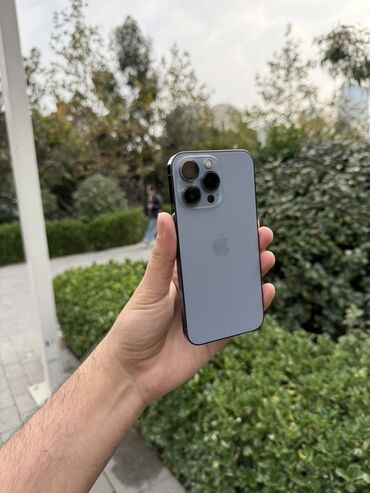 Apple iPhone: IPhone 13 Pro, 128 GB, Sierra Blue, Simsiz şarj — 15