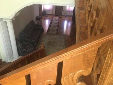 Həyət evləri və villaların satışı: 8 otaq, 500 kv. m, Orta təmir — 8