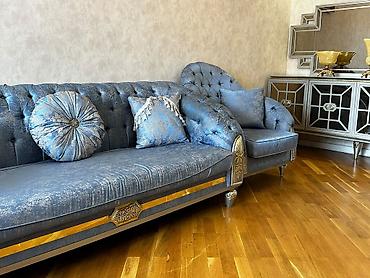 mebel materiali: Gümüş tonlarda klassik-lüks üslubda qonaq otağı dəsti Tərkibi: - TV — 8