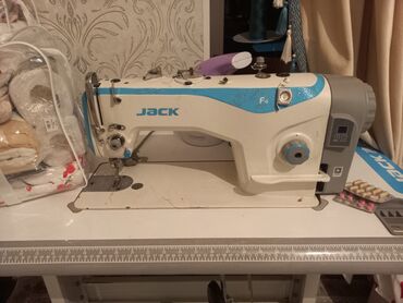 динамики для авто: Швейная машина Jack, Механическая