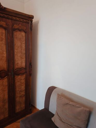 Qonaq otağı dəstləri: Masa və oturacaqlar — 8