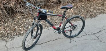 Велосипеды: Срочно продаю фирменный велосипед trinx М136 алюминиевая рама 19
