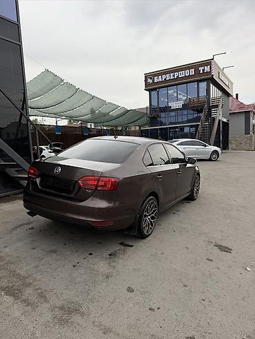 машина бугати: Volkswagen Jetta: 2014 г., 1.4 л, Автомат, Бензин, Седан — 3