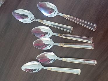 Столовые приборы: TƏZƏ 6 ədəd çay qaşığı. 12 manat. Xörək qaşığları 7 ədıdi 10 manat — 2