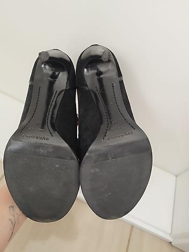 graceland gleznjace: Ženske čizmice na štiklu Burberry. Kupljene za priliku i 2x obuvene — 4
