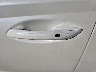 санота: Hyundai Sonata: 2021 г., Гибрид, Седан — 5