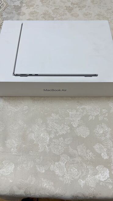 apple azerbaijan: Real Aliciya Guzest Olunacaq. 13-inch Macbook air Vahid yaddaş- 8 gb