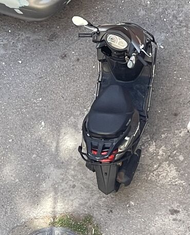 Mopedlər,skuterlər: 80 sm3
