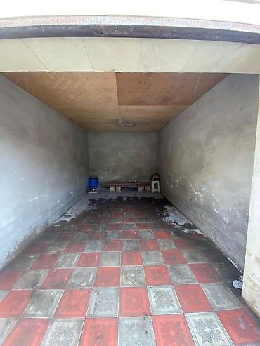 Qaraj satılır: Yan-yana iki qarjdi hər birin sahəsi 16km.metrdir. 2si birlikde 24 -da lalafo.az — 10 Qaraj satılır: Yan-yana iki qarjdi hər birin sahəsi 16km.metrdir. 2si birlikde 24 — 10