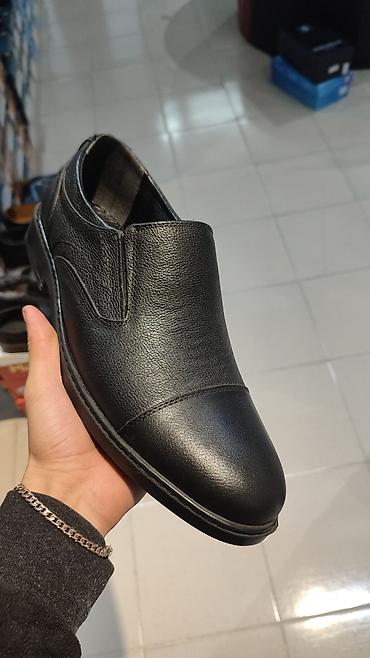Ayaqqabılar: Kişilər üçün qara rəngli ayaqqabı kolleksiyası - Ümumi dizayn — 8