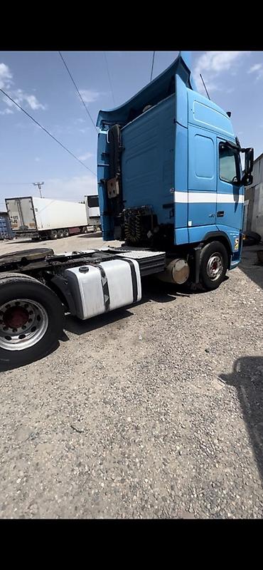 Тягачи: Тягач, Volvo, 2002 г. — 6