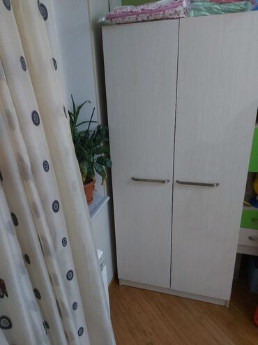б у кухонная мебель: Шкаф, б,/у размеры высота 2 м ширина 0,90. Цена 100 манат