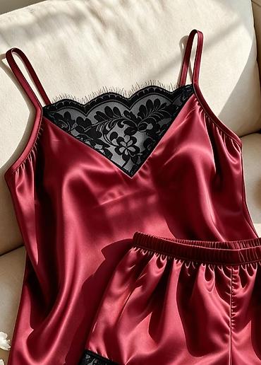 sat versace: Dvodelni satenski komplet za spavanje – vel. M. bordo sa crnom čipkom — 3