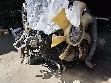 r50: Бампер Nissan, Б/у, Оригинал — 8