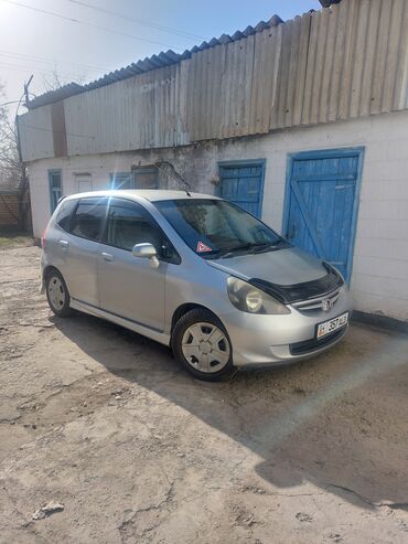 Honda: Honda Fit: 2003 г., 1.3 л, Вариатор, Газ, Хэтчбэк