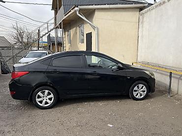 Hyundai: Hyundai Solaris: 2016 г., 1.6 л, Автомат, Бензин, Седан at lalafo.kg — 5 Hyundai: Hyundai Solaris: 2016 г., 1.6 л, Автомат, Бензин, Седан — 5