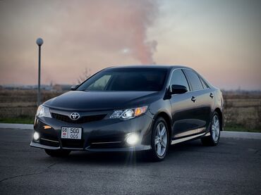 логан 2: Toyota Camry: 2012 г., 2.5 л, Автомат, Бензин, Седан