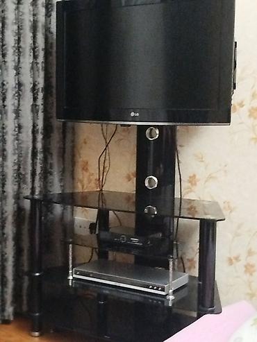 mebel trimo: Şüşə tv stend — 1