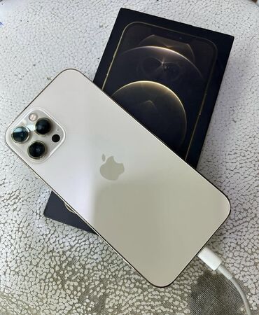 накладные наушники на голове: IPhone 12 Pro Max, 128 ГБ, Серебристый, Коробка, 80 %