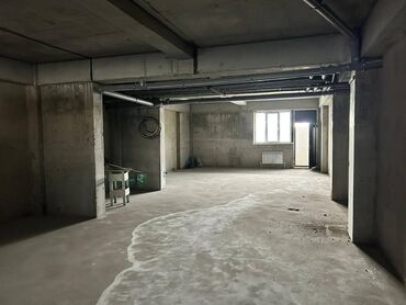 центральная мечеть: Продается коммерческое помещение по первой линии. В Кок-Жаре (район