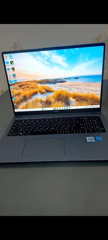 huawei matebook d15: Kompyuter ( notebook ) satilir. 1800 Azn qiymeti olub. Endirimle 1300 — 3