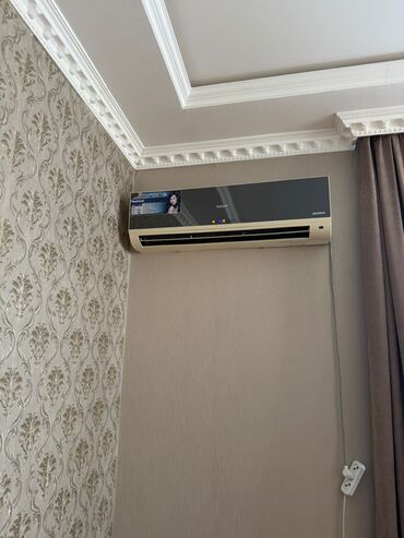 сколька стоит плейстейшен 4: Кондиционер Saturn, Б/у, 40-45 м², Нет кредита
