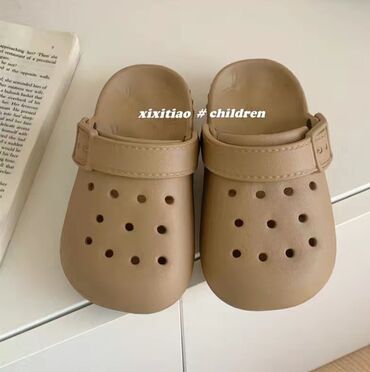 Детская обувь: Крокс 
размер 34-35
состояние: новый
цена 500