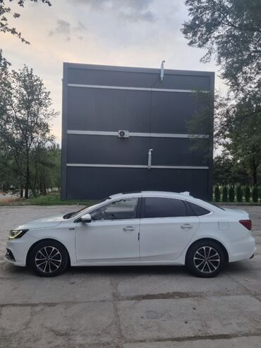 авто аксессуаров: Geely : 2020 г., 1.5 л, Автомат, Бензин, Седан