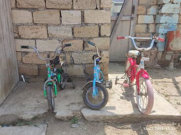 uşaqlar üçün velosiped: İşlənmiş Dörd təkərli Uşaq velosipedi Stels, 16", Ünvandan götürmə