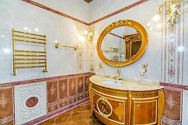 sebail: İcarəyə verilir 5 otaqlı köhnə tikili 225 m², Sahil m. 3 000 AZN/ay 5 — 9