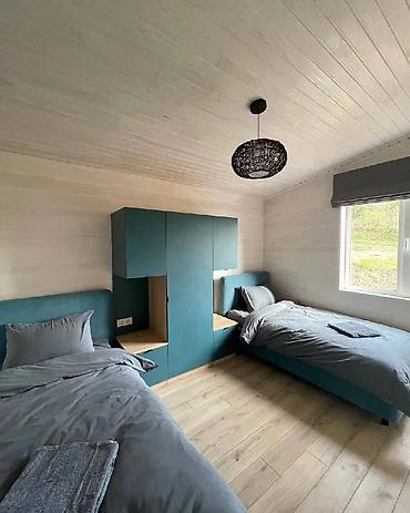 Uşaq və gənc otağı üçün dəstlər: Oğlan üçün, Yeni, Təknəfərlik çarpayı, Yazı masası, Dolab, Komod — 4